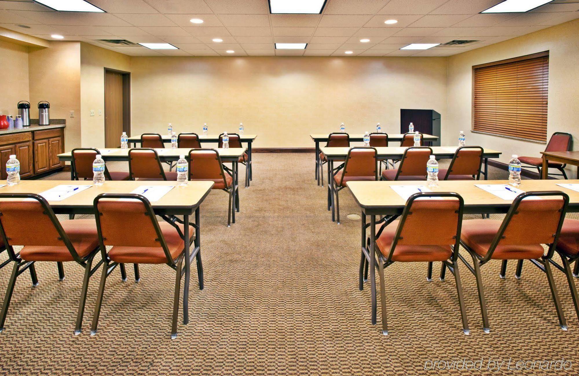 Holiday Inn Express & Suites Jacksonville By Ihg South Jacksonville Экстерьер фото
