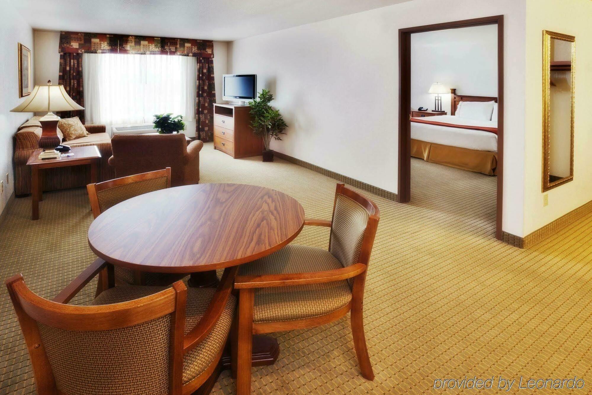 Holiday Inn Express & Suites Jacksonville By Ihg South Jacksonville Экстерьер фото