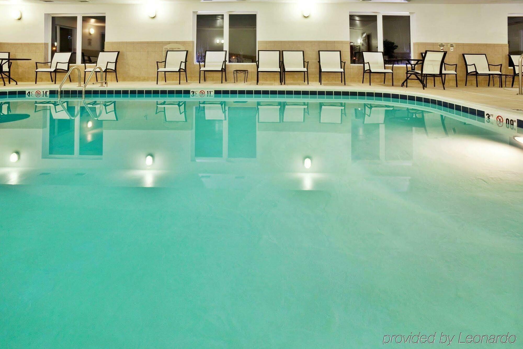 Holiday Inn Express & Suites Jacksonville By Ihg South Jacksonville Экстерьер фото